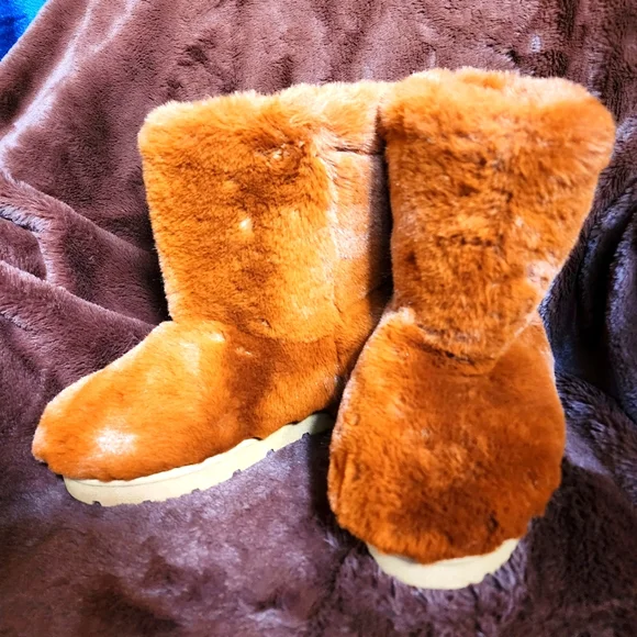 Dolls Kill Shoes Dollskill Fur Boots Poshmark - Main Image